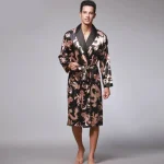 peignoir pour homme en satin